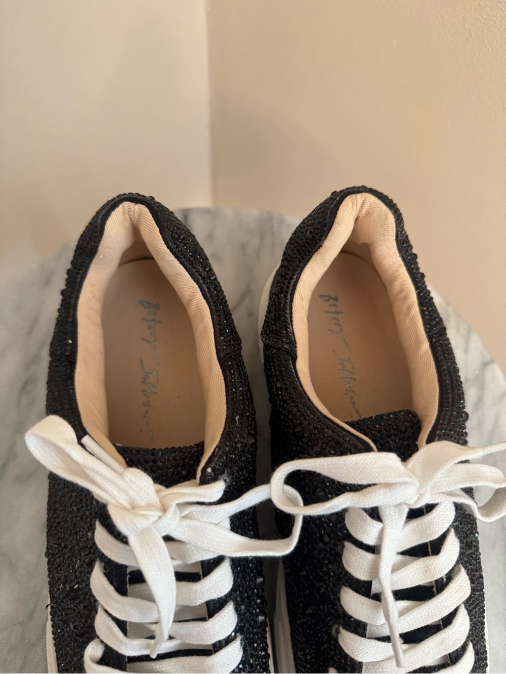 Betsey Johnson Sidny Sneakers Women’s Size 8.5 Black Rhinestone Platform Shoes - Picture 7 of 9